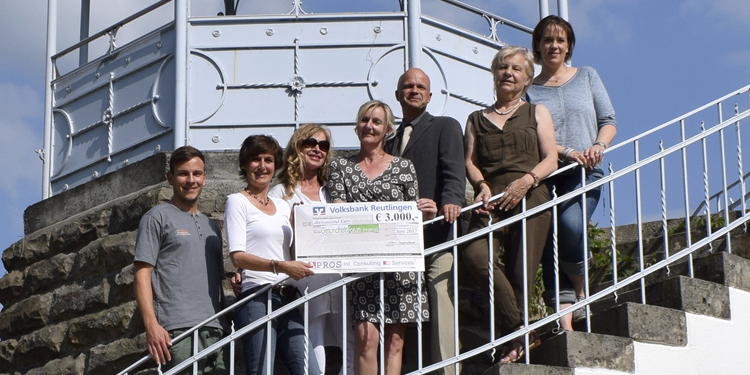 APROS Consulting & Services Initiative Gesundheit – 3.000 Euro Spende für das Gesundheitsforum