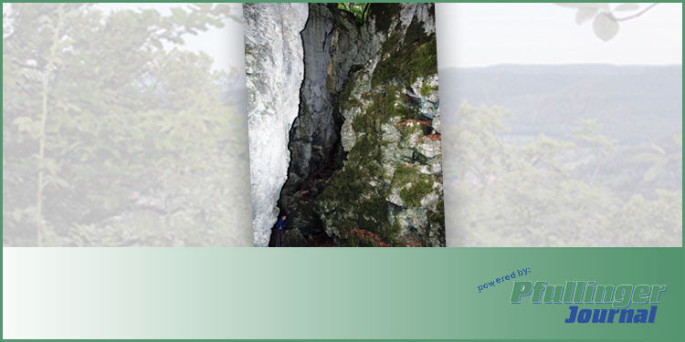 Hochgehflogen: Wanderweg von St. Johann und Eningen