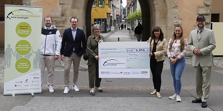 Euro 6.850- FairEnergie, APROS Consulting und Services, dvag Direktion Jörg Wahlert, myStorage und KAWASCH Dienstleistungen für Reutlinger Spendenparlament e.V.